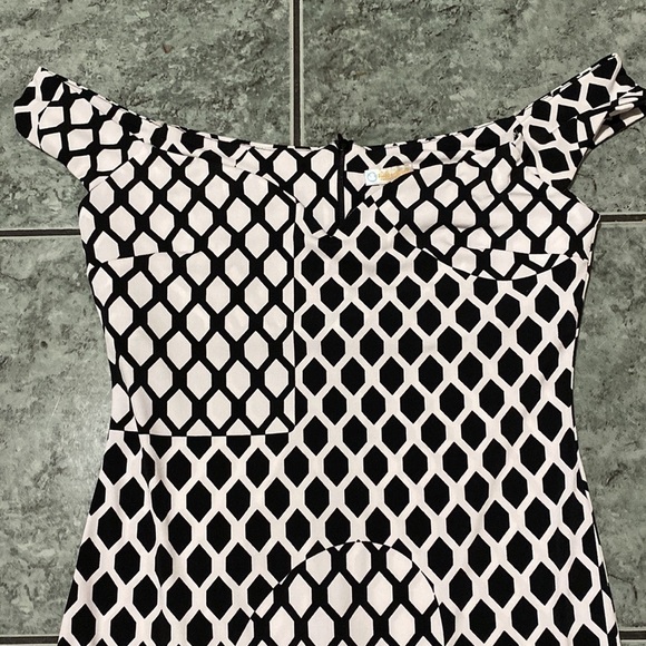 Rubber Ducky Black & White Dress size M - Picture 2 of 6